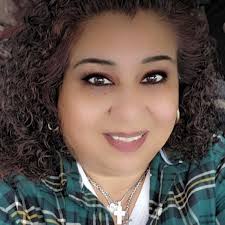 Legendary Taylor Coach Larry Safarik stopped by the Taylor ISD central  office this morning wearing his Taylor Duck Green and White! How many of  you played football or tennis for Coach Safarik?