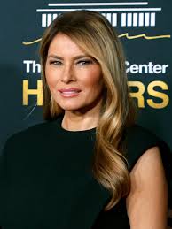 First Lady Melania Trump embodied modern minimalism as she accompanied US  President Donald Trump to the 48th Kennedy Center Honors gala. Head to the  link in bio for the best dressed guests