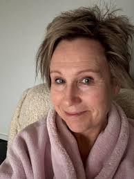 Behind the scenes of hair and makeup