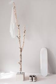 Viele modelle bieten nicht nur haken für die bekleidung. Rohformat Garderobe Birke Diy Mobel Selber Bauen Mobel Selber Bauen Garderobe Baum