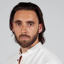 Daniel Land's Instagram, Twitter & Facebook