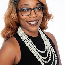 Aneshea Green's Instagram, Twitter & Facebook