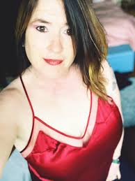 With the rhythm of the rain Drumming echoes Begin to focus Naturally in  positive way Feeling, a desire, full of energy Folkloric dance Ancestral  musical All in one Such instrument longing for