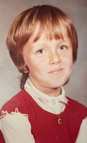 Kindergarten pictures with popular 1974 hair accessories