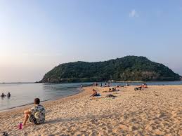 I based myself in thong sala area as it was closer to the pier and there were lots of restaurants when it comes to finding the perfect place to stay in koh phangan, it doesn't have to be too complicated. Best Koh Phangan Resorts And Hotels For All Budgets 2021 Guide