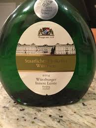 Heute werden 120 hektar rebfläche bewirtschaftet, davon kernstücke aus den spitzenlagen würzburger stein und innere leiste, randersacker pfülben und viele andere. 2014 Staatlicher Hofkeller Wurzburg Wurzburger Innere Leiste Riesling Erste Lage Trocken Germany Franken Cellartracker