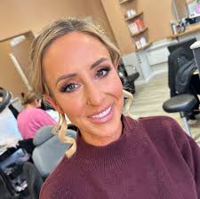 Soft pinky, mauvey shimmer...