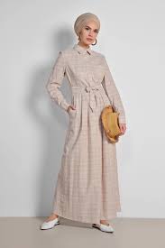 Ekose Desenli Cepli Kadin Tesettur Elbise Alvina Basortusu Modasi Moda Stilleri The Dress