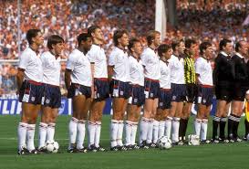 Gary lineker (born 30 november 1960) is an english retired footballer. Hoddle Lineker Fotos Imago