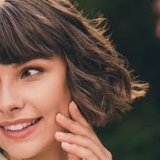 8 Voluminous Bob Haircuts That Bring Life Back To Fine Hair, According To  Celebrity Hairstylists