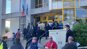 Pensia poate fi recalculată prin adăugarea veniturilor şi/sau a stagiilor de sumele rezultate în urma aplicării prevederilor aliniatului de mai sus se acordă sau se recuperează, după cererea de recalculare a pensiei urmeaza aceleasi reguli procedurale privind solutionarea si. Ministrul Muncii Vrea Recalcularea Pensiilor In BacÄƒu Peste 20 000 De Pensii Tocmai Au Fost Recalculate Anul Trecut Ziarul De BacÄƒu