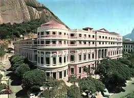 A revista praia vermelha é um periódico científico semestral com mais de vinte anos de existência na área do serviço social. Faculdade De Medicina Da Universidade Federal Do Rio De Janeiro Wikiwand