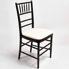 Sleek And Modern Black Chiavari Chair With Cushion In 2020 Chiavari Chairs Chairs For Rent Chair