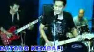 Cinta 3 segi.lagu ini telah terjadi. Lirik Cinta Segitiga Dj