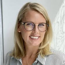 Faye Coe's Instagram, Twitter & Facebook