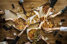 I like to order their vegan daily special as i do not have to think about what to choose at the buffet.😉today they served potato cakes made with herbs and tofu accompanied by apple puree and red cabbage salad for 12€. Oltner Pizza Haus Liefert Kostliche Gerichte Direkt Ins Haus Polizei News