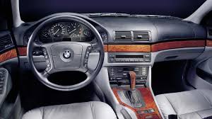 It was launched in the sedan body style, with the wagon/estate body style (marketed as touring). Bmw 5er E39 1995 2004 Klassiker Der Zukunft