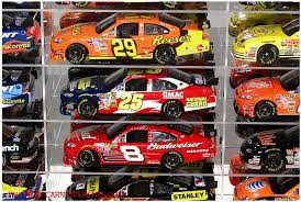 These diecast car display cases are freestanding with custom designs. Die Cast 1 24 Nascar Toy Car Vehicle Uv Acrylic Mirror Back Display Case Display Cases Stands