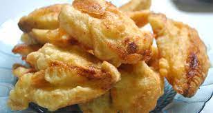 Tambahkan dengan air sedikit demi sedikit sampai menjadi adonan yang cukup encer. Cara Membuat Pisang Goreng Sederhana Resep Masakan Dan Kue