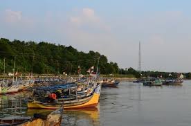 Pantai caruban merupakan salah satu tempat wisata baru di rembang yang belum banyak dikunjungi oleh wisatawan. 10 Tempat Wisata Terpopuler Di Kabupaten Rembang Jawa Tengah Maswarsito Com
