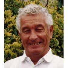 Robert Berntsen's Instagram, Twitter & Facebook