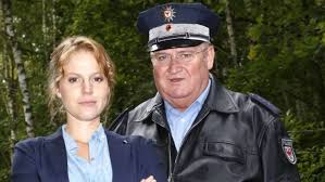 Would you prefer to view it in english? Filmstar Und Vierfache Mutter Maria Simon Zwischen Polizeiruf Punk Und Kindern