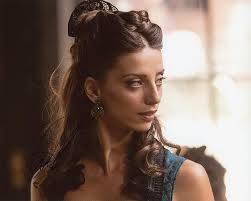 Who are famous Azerbaijanis?