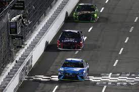 Nascar tracks are like football and baseball stadiums, they are all different in seating capacity. Opinion Nascar Isn T Drafting On Short Tracks And Road Courses So Fix This