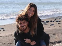 Prosegue a gonfie vele la storia d'amore, nata a uomini e donne, tra andrea cerioli e arianna cirrincione.dalla coppia arriva la risposta in merito a una possibile partecipazione al prossimo gf vip. Andrea Cerioli E Arianna Serata Ricca Di Sorprese La Coppia Senza Parole