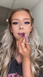 Carly Whitehead's Instagram, Twitter & Facebook