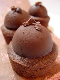 Biscuit Moelleux Au Chocolat Ganache Epicee Chocolat Caetera Biscuits Moelleux Moelleux Au Chocolat Petit Dessert