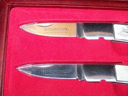 Winchester 2006 wildlife series limited edition ersatz scrimshaw knife set of 3. Winchester Limited Edition 2006 Knife Set For Sale At Gunauction Com 8826913
