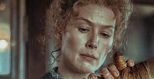 Greer garson is great as madame marie currie. Up Cwbzbdgxr6m