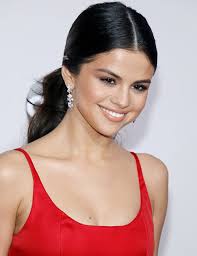 Selena gomez's 30 best beauty looks, ever. 43 Stunning Selena Gomez Hairstyles You Need To Check Out
