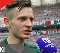 In the transfer market, the current estimated value of the player sebastian szymański is 6 300 000 €, which exceeds the weighted average market price of transfers. 20 Letni Sebastian Szymanski Coraz Pewniej Radzi Sobie W Kadrze Poszukam Swojego Miejsca Na Euro Wiadomosci Com