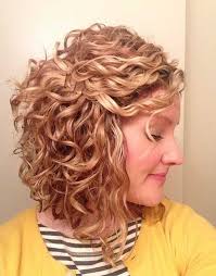 Short To Medium Curly Hair With Bangs Girls Sn Fashion Style Curly Hair Styles Short Curly Haircuts Curly Hair Styles Naturally