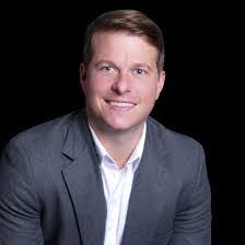 Ben Lindquist's Instagram, Twitter & Facebook