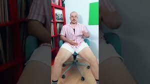 THIRST TRAP Anthony Fantano Thick Thighs?! #shorts #funny #theneedledrop -  YouTube