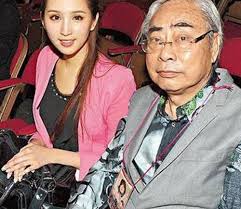 宅男腐女的爱好导航。 地址发布页： lanse.icu 最新地址： ldh. æ•°åäº¿èº«å®¶çš„è¶…çº§å¯Œè±ª ä¸Žç›¸å·®51å²çš„å«©æ¨¡æ¥äº†ä¸€åœº çˆ·å­™æ‹ æ¯æ—¥å¤´æ¡