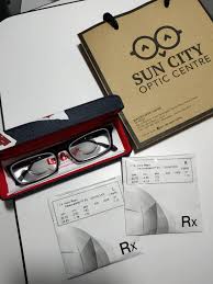 Untuk pengukuran objektif ralat refraktif, maknanya nak tahu sama ada anda rabun jauh, rabun dekat atau astigmatisme dan keperluan untuk cermin mata. Sun City Optic Center Td Point Online Shop Cari Unifi