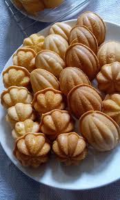 Kuih bahulu atau baulu merupakan sejenis makanan tradisional orang melayu yang biasanya sangat popular terutamanya. Loyang Acuan Bahulu Resepi Yg Kami Buat Niaga Dr Aini Facebook