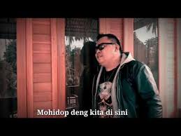 Cinta diantara kita gerry ft wiwik sagita new pallapa 2018. Antara Cinta Asam Urat Fuul Lirik Lagu Manado Terbaru Terpopuler 2020 Youtube Manado Youtube Bomber Jacket