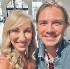 Who does really good eyebrow waxing in Auburn/Opelika??