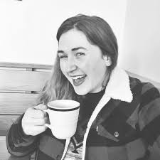 Alison Noe's Instagram, Twitter & Facebook