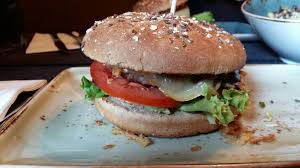 Hans Im Gluck Regerplatz Kulinarisch Restaurant Munchen Platzchen