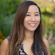 Danielle Lee's Instagram, Twitter & Facebook