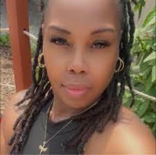 Shavonna MzHoney Bee