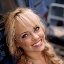 Biografia de The Peasall Sisters