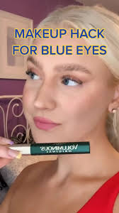 Best Mascara for Green Eyes