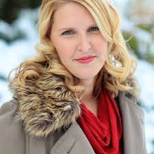 Jocelyn Hummel (@LittleTMBGfan)